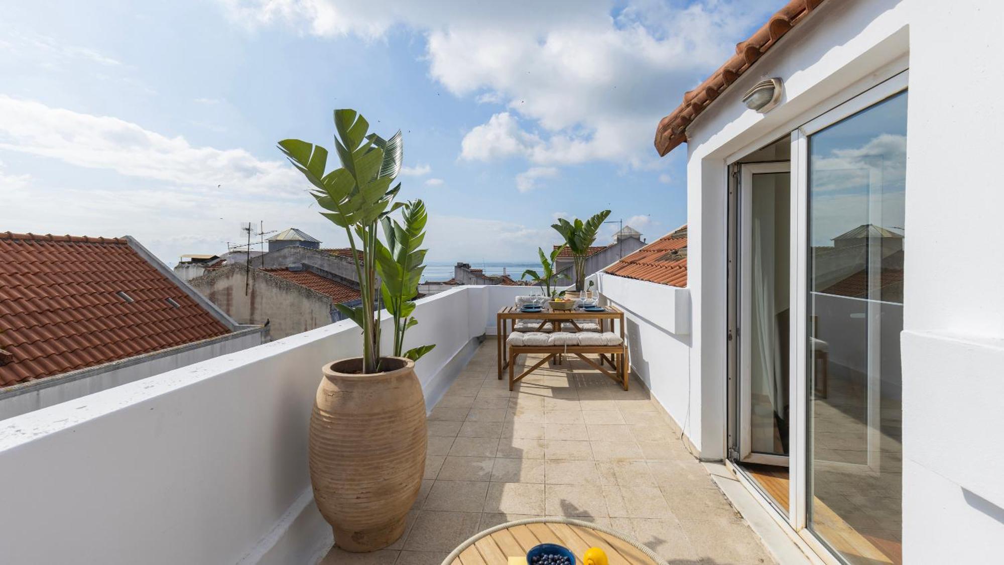 Appartement Authentic Living With A View By Lovelystay