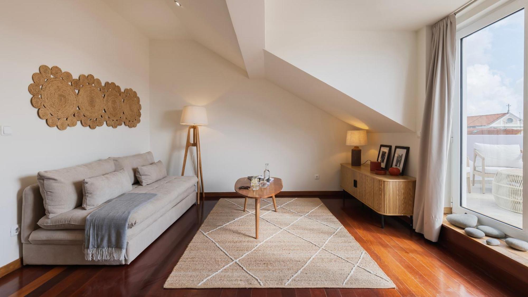 Authentic Living With A View By Lovelystay Appartement